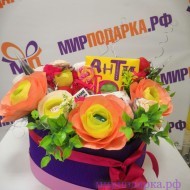 Композиция с конфетами - Интернет магазин шаров, цветов и подарков